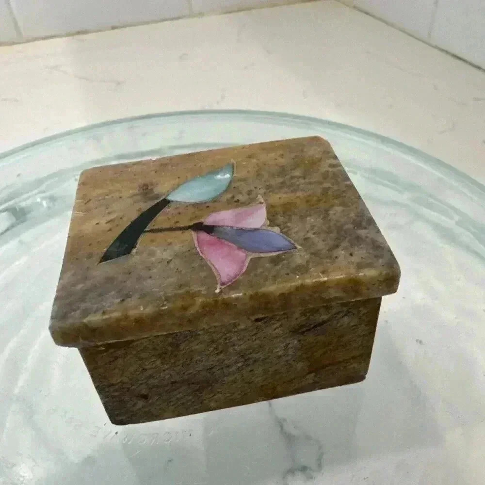 Vintage Small Marble Hand Carved Trinket Box Tiny 1” x 2” - Picture 5 of 16